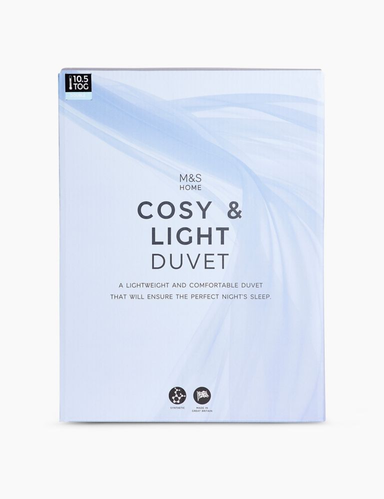 Cosy & Light 13.5 Tog Duvet 1 of 3