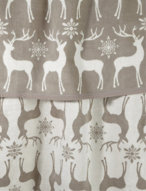 Cosy Stag Throw Image 2 of 4