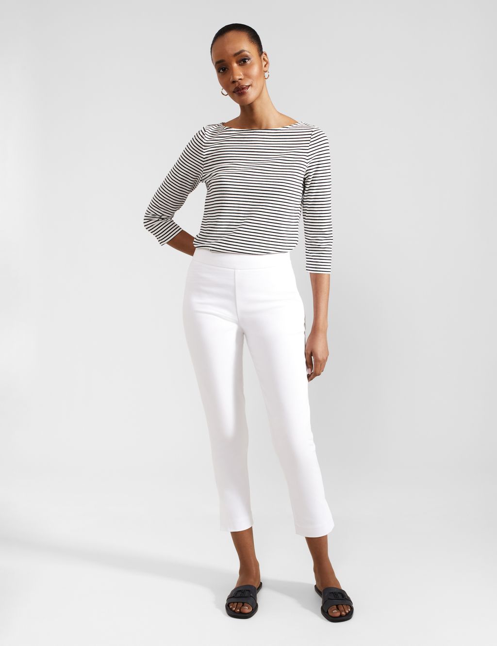 Cotton Blend Cropped Trousers 3 of 6