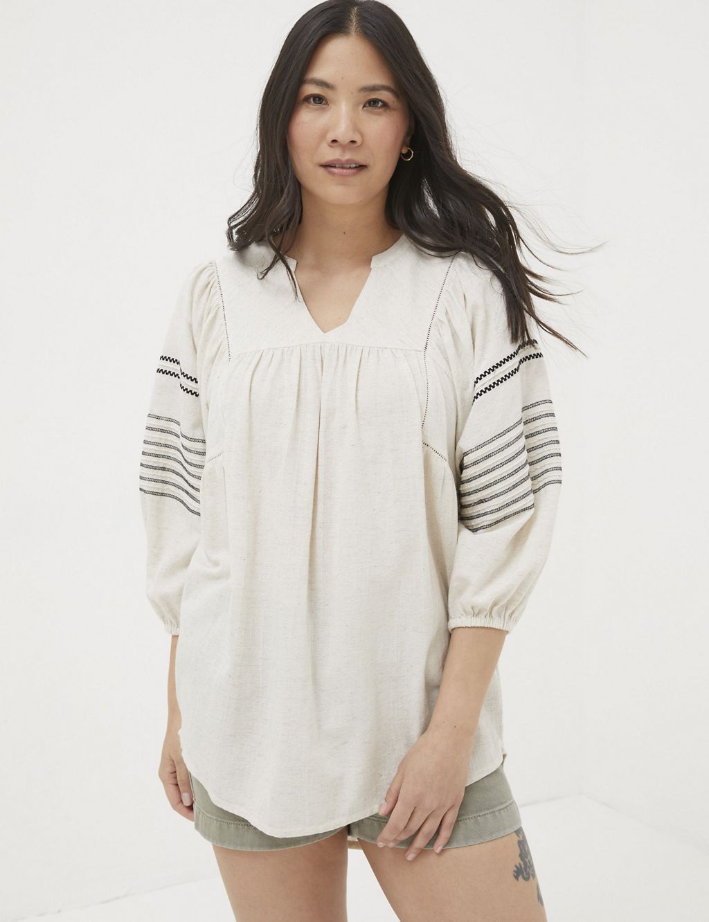 Cotton Blend Embroidered Tunic with Linen 3 of 4