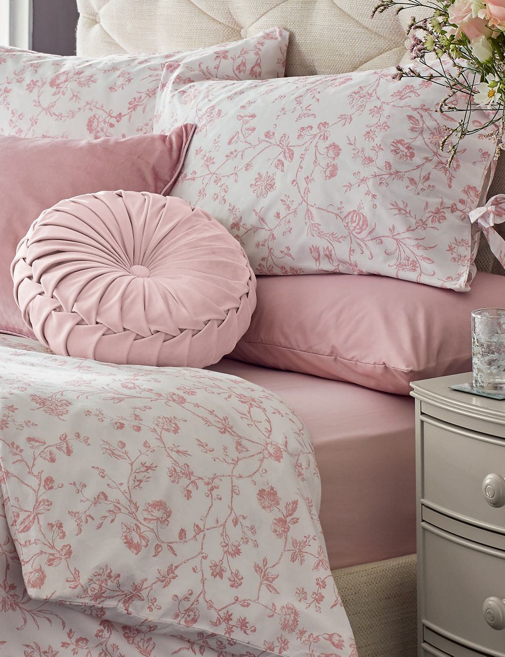 Cotton Percale Floral Bedding Set 1 of 2