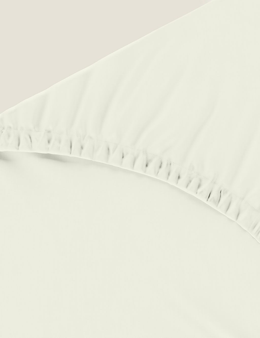 Cotton Rich Percale Extra Deep Fitted Sheet 2 of 4