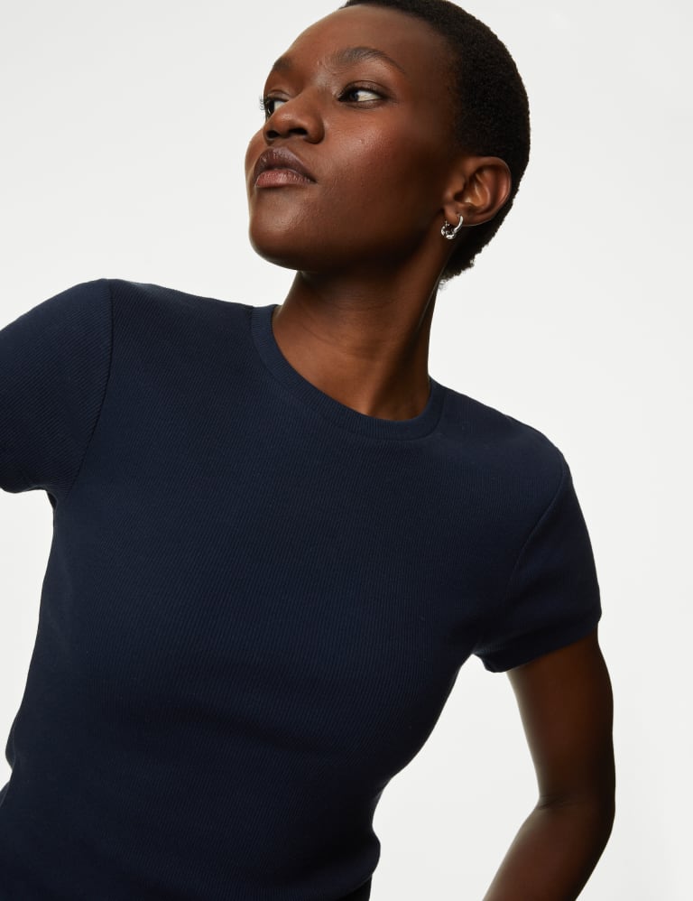 Ribbed t shirt online