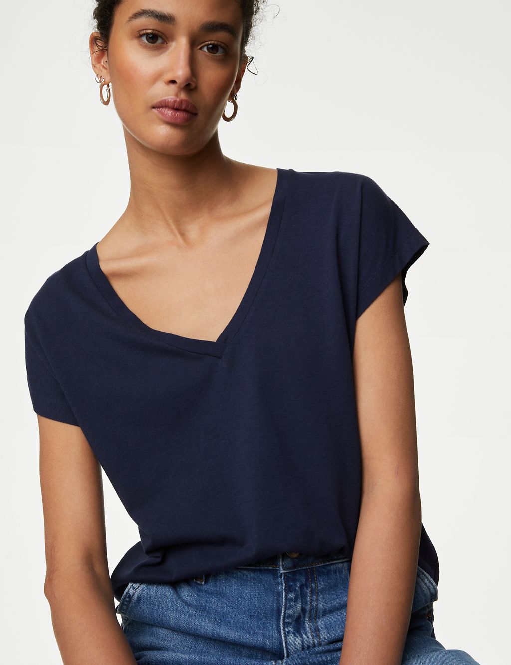 Cotton Rich V-Neck Relaxed Longline T-Shirt 4 of 5