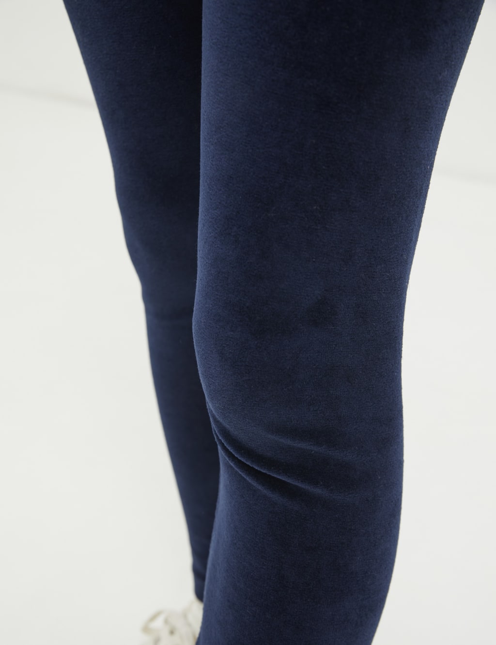 Velvet leggings with fleece lining curvy in dark blue, 7.99€