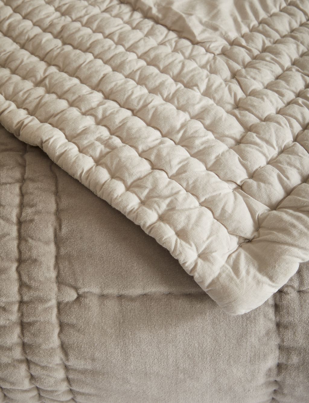 Cotton Velvet Quilted Bedspread 1 of 3
