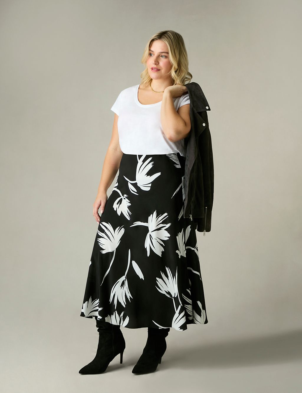 Crepe Floral Midi Slip Skirt 5 of 7