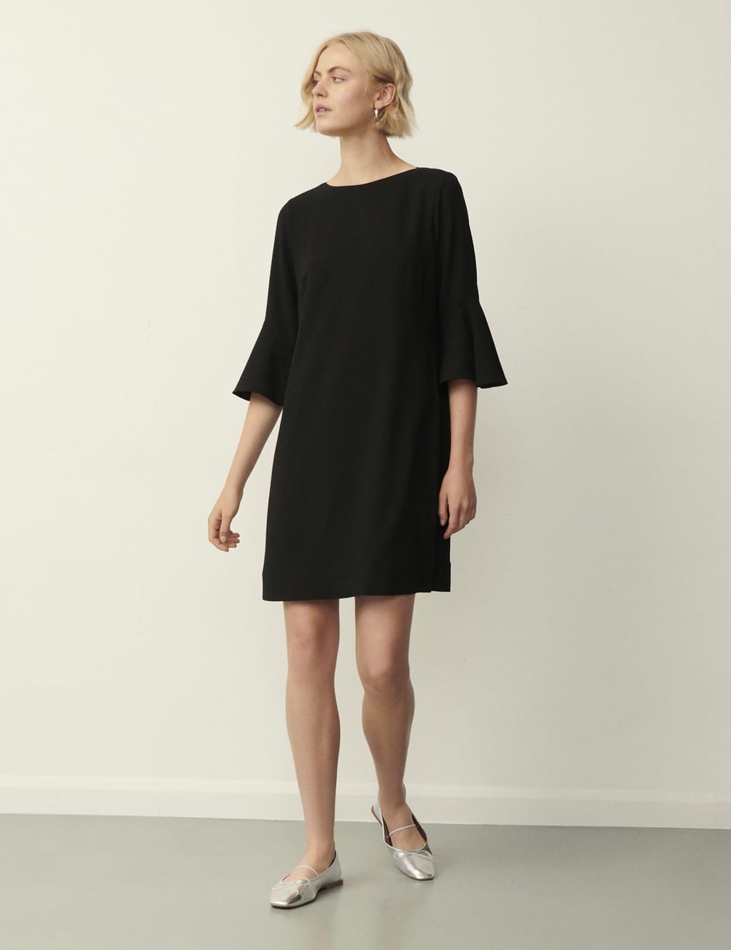 Crepe Frill Sleeve Knee Length Smock Dress 3 of 4