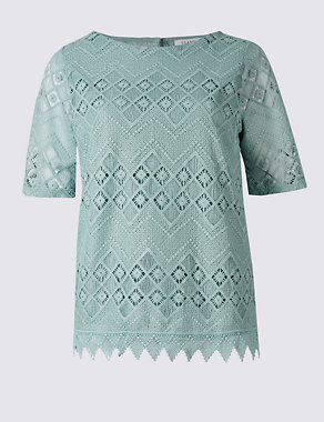 Crochet Lace Short Sleeve T-Shirt Image 2 of 5