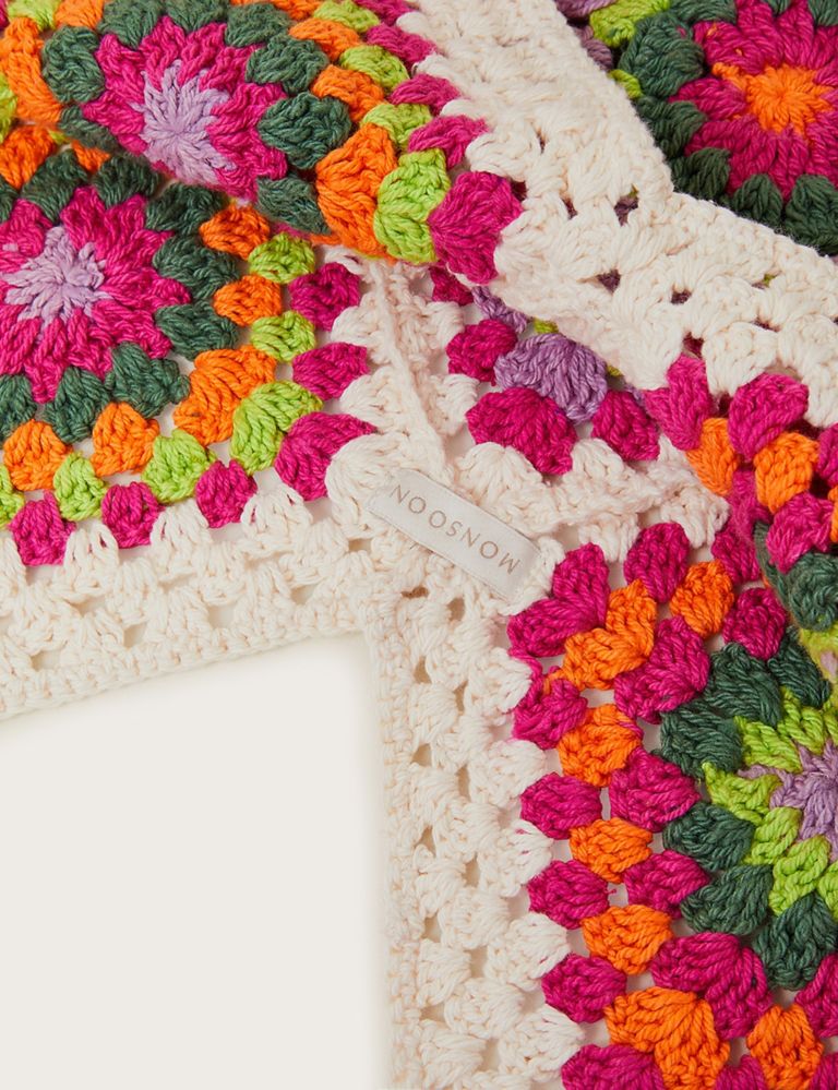 Crochet Shopper 3 of 3