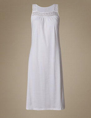 Crochet Trim Nightdress with Cool Comfort™ Technology Image 2 of 3