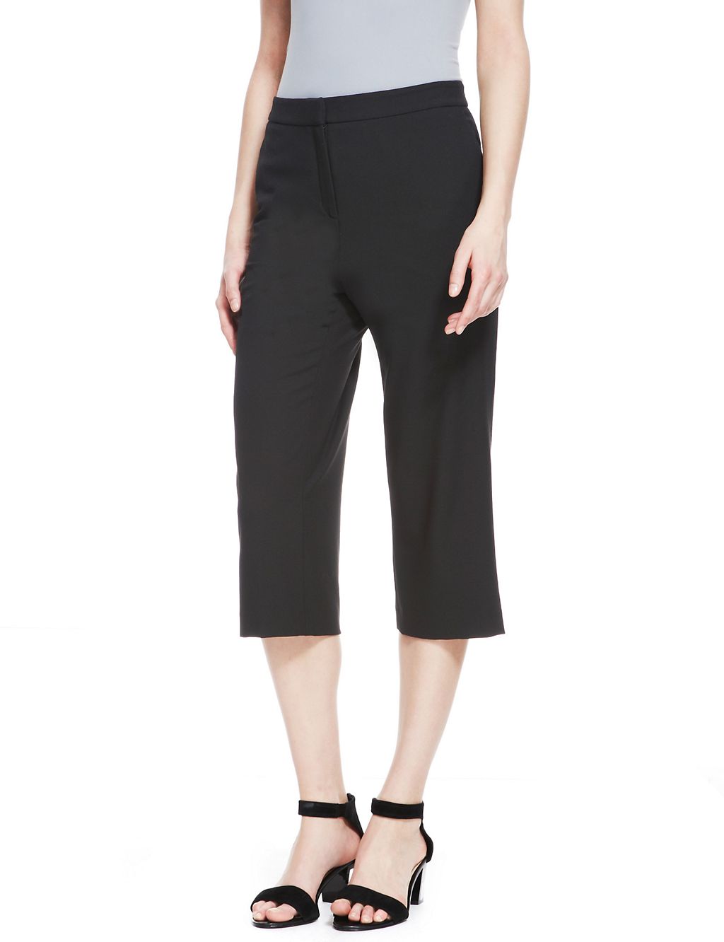 Crêpe Cropped Trousers 2 of 7