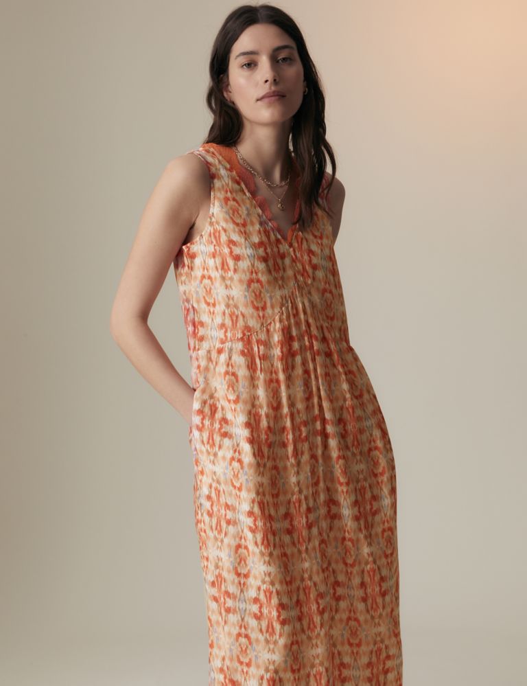 Cupro Blend Printed V-Neck Tea Midi Dress 3 of 4