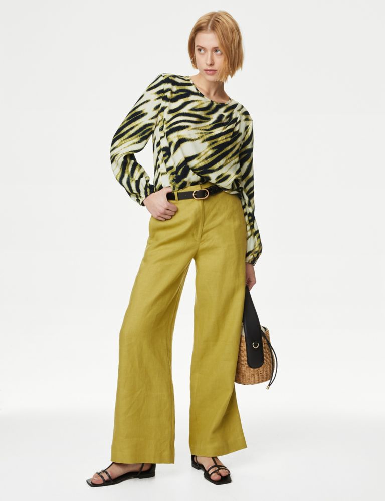 Cupro Rich Printed Blouson Sleeve Blouse 3 of 6