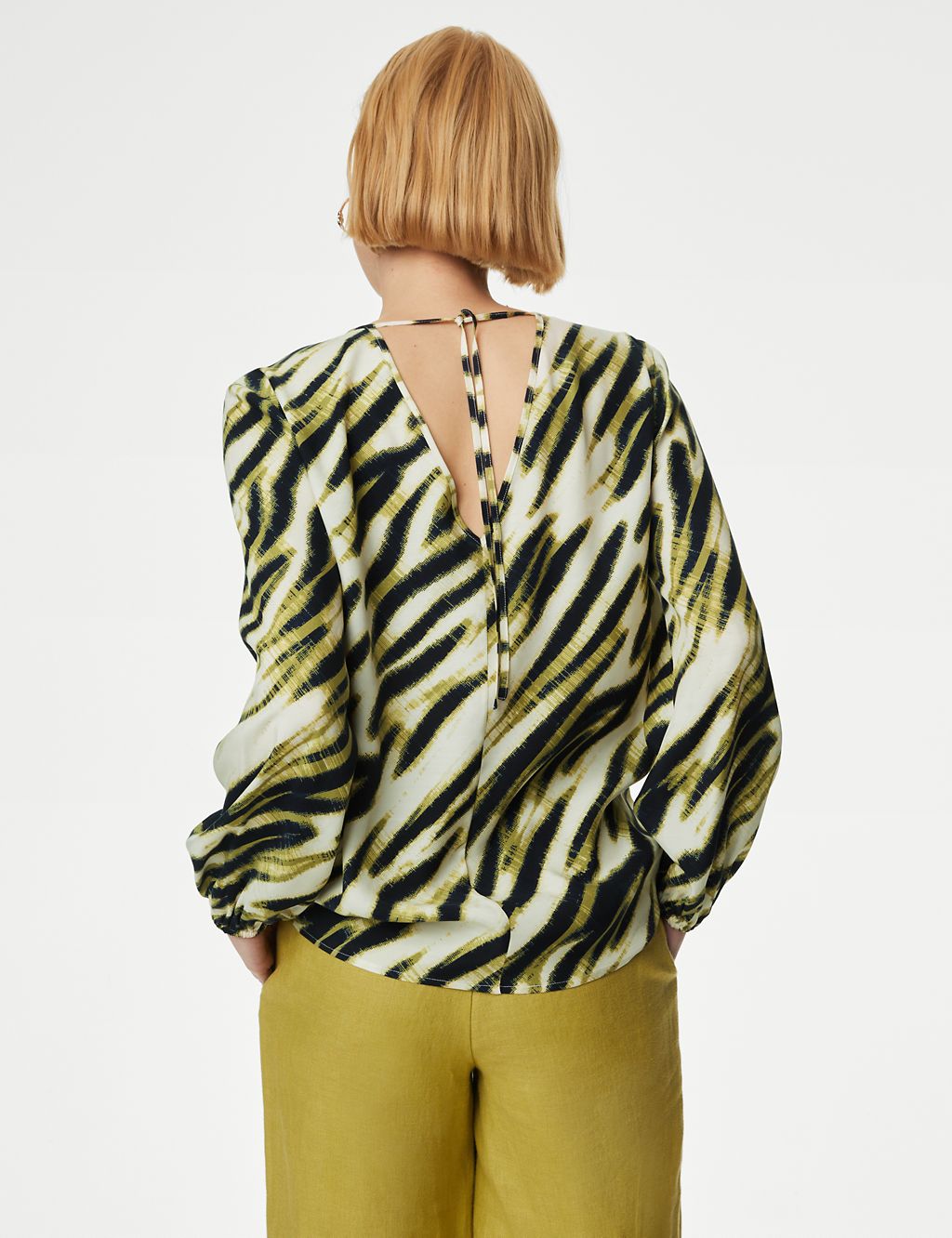 Cupro Rich Printed Blouson Sleeve Blouse 6 of 6