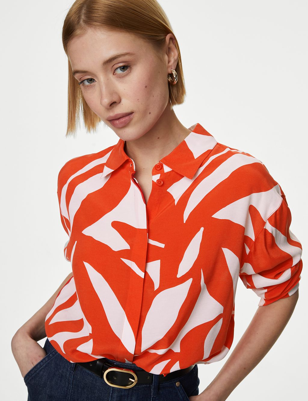 Cupro Rich Printed Collared Shirt 2 of 5