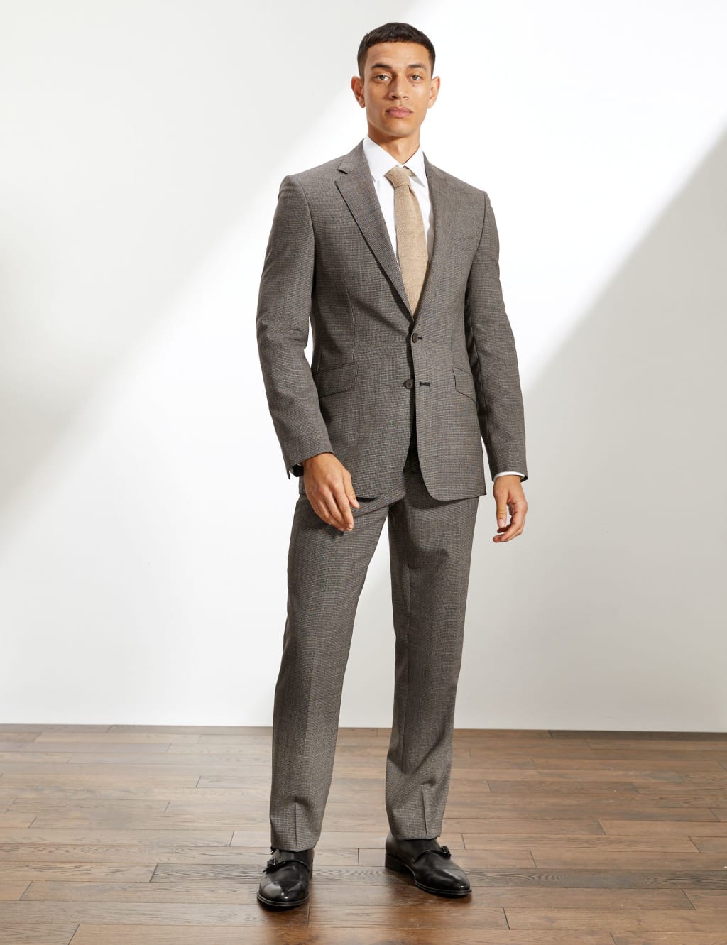 Tailored Fit Bi-Stretch Puppytooth 2 Piece Suit image 1