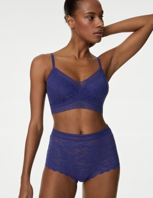 Flexifit&trade; Lace Non Wired Bralette Set