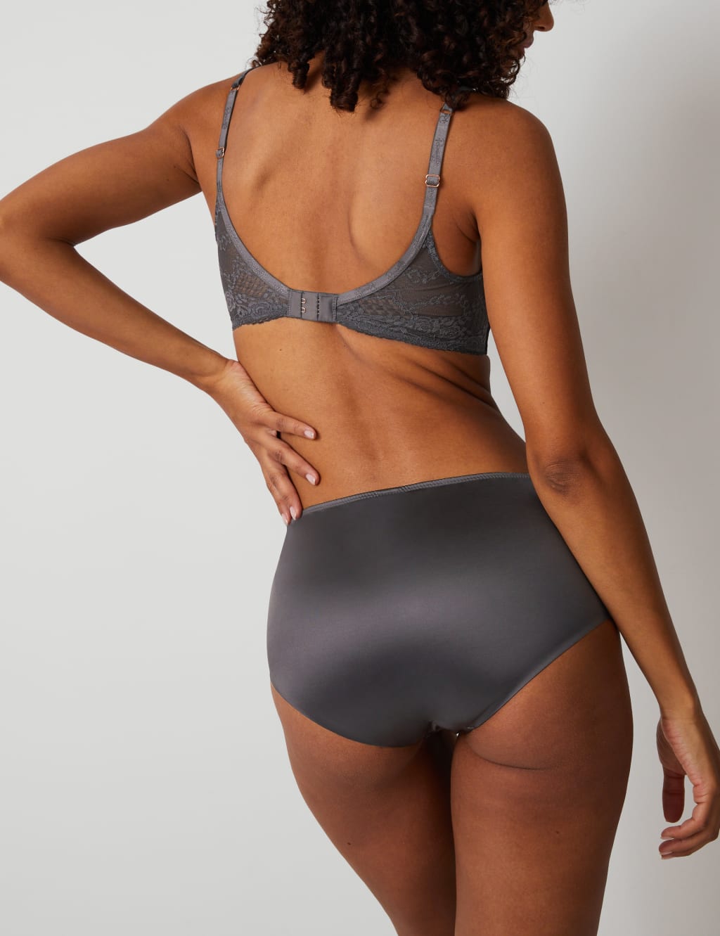 Smoothing Padded Plunge Bra Set A-E image 6