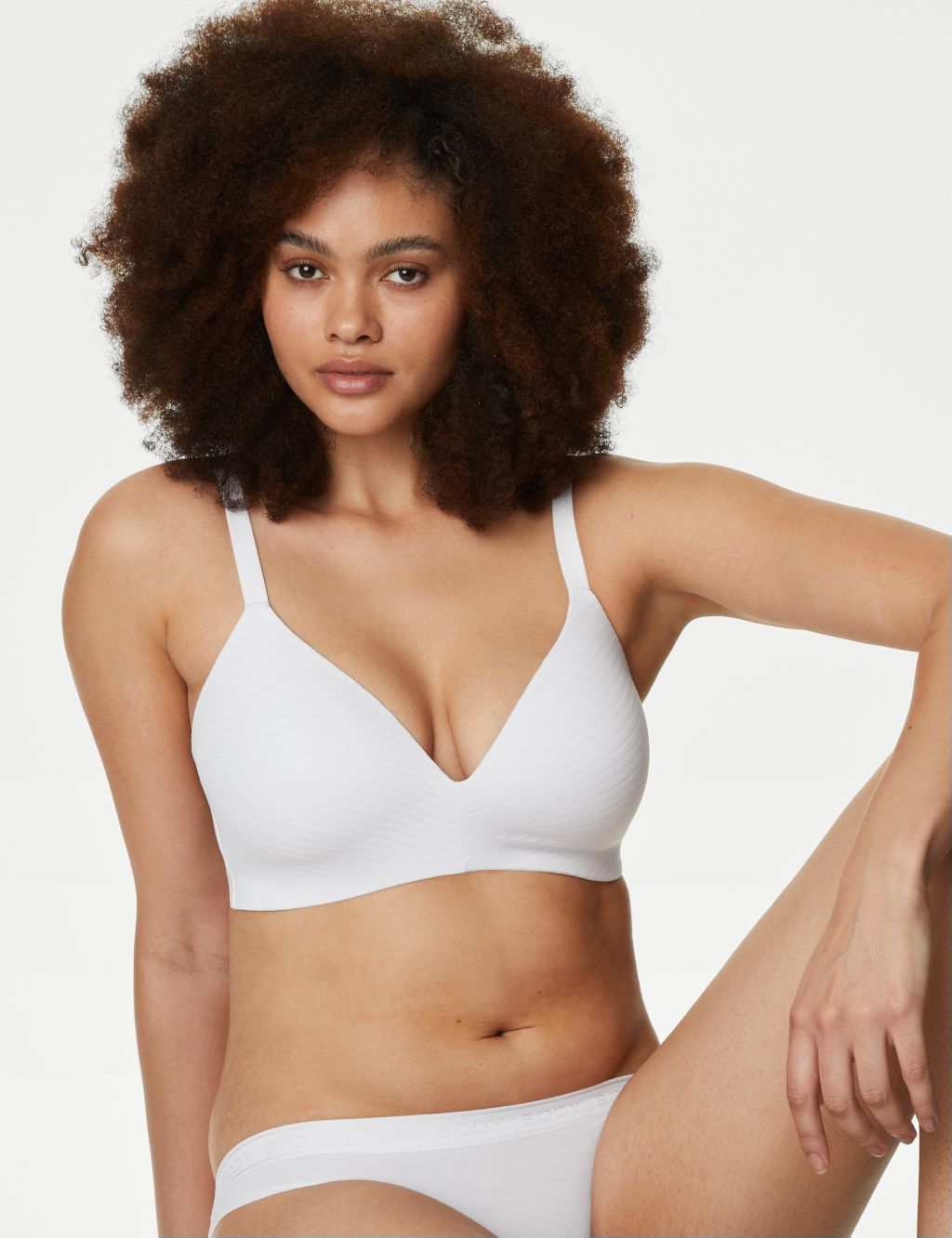 Shape Define™ Non Wired Full Cup T-Shirt Bra Set A-E image 1