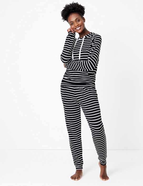 Flexifit™ Striped  Lounge Set