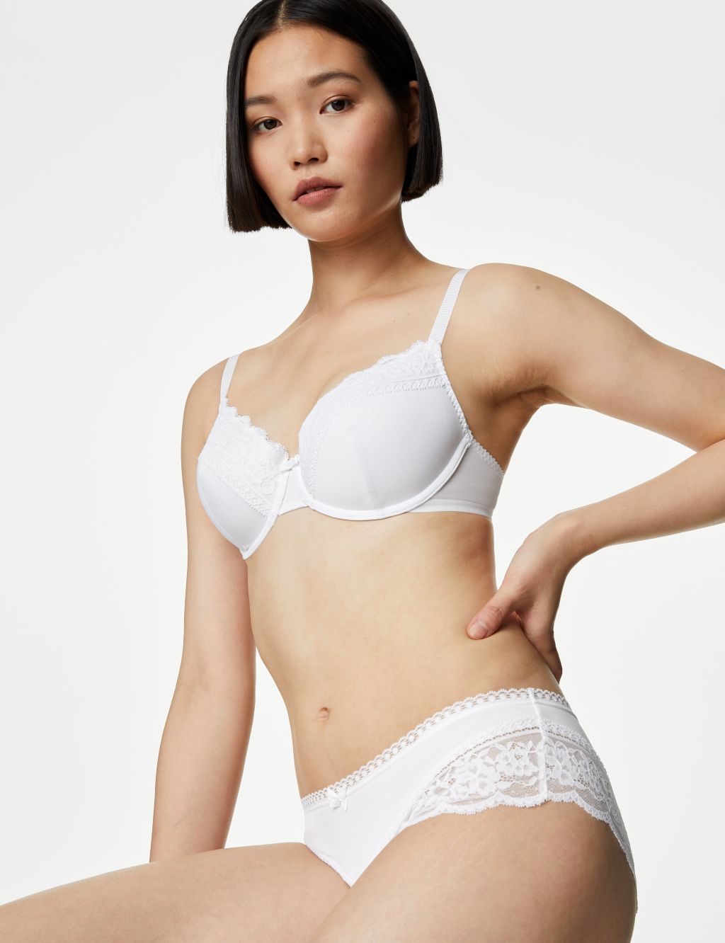 Lace Trim Padded Full Cup Bra Set A-E image 1