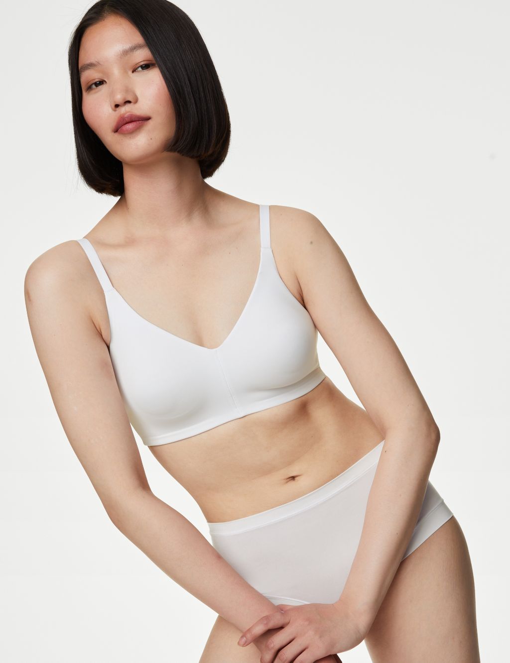 Flexifit™ Non Wired Full Cup Bra set A-E image 1