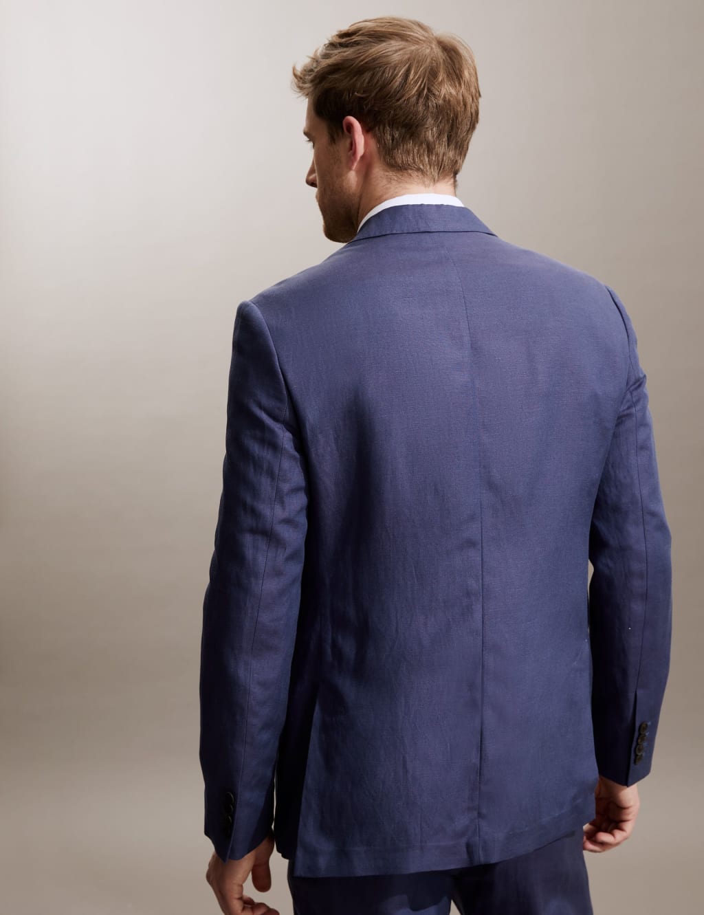 Tailored Fit Silk Rich And Linen Suit image 3