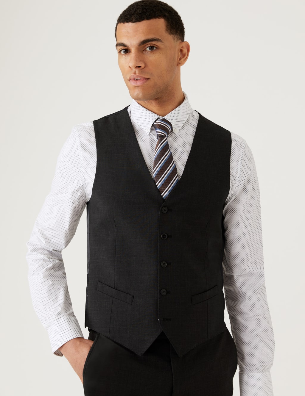 The Ultimate Tailored Fit Suit image 2