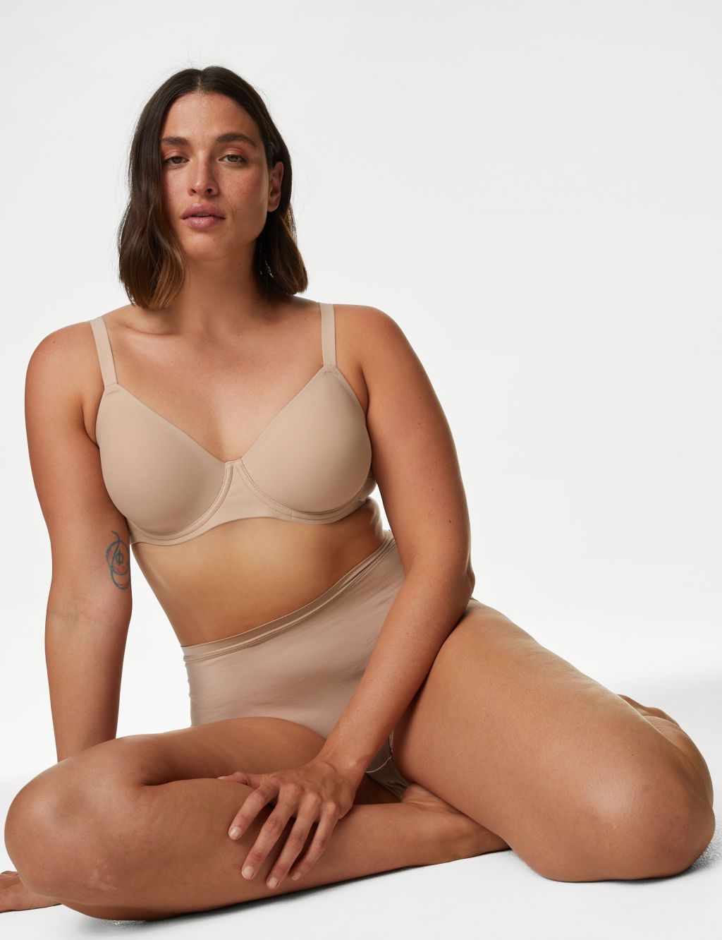 Flexifit™ Invisible Wired Full-cup Bra set A-E