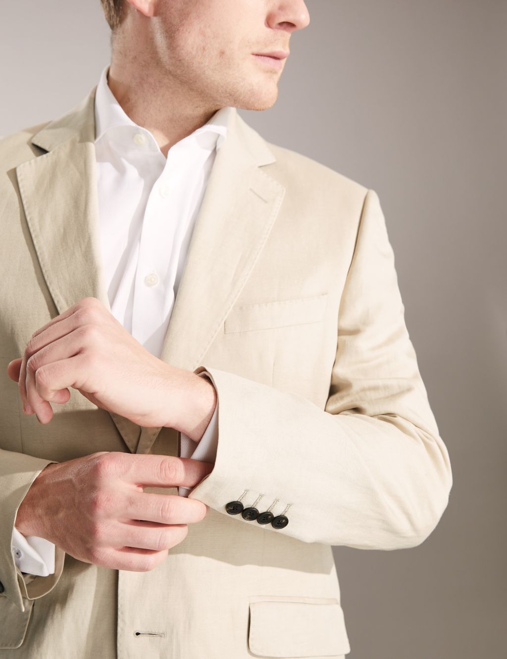 Regular Fit Silk Rich And Linen Suit image 6