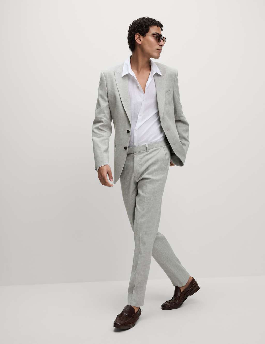 Tailored Fit Italian Linen Miracle™ Suit image 5
