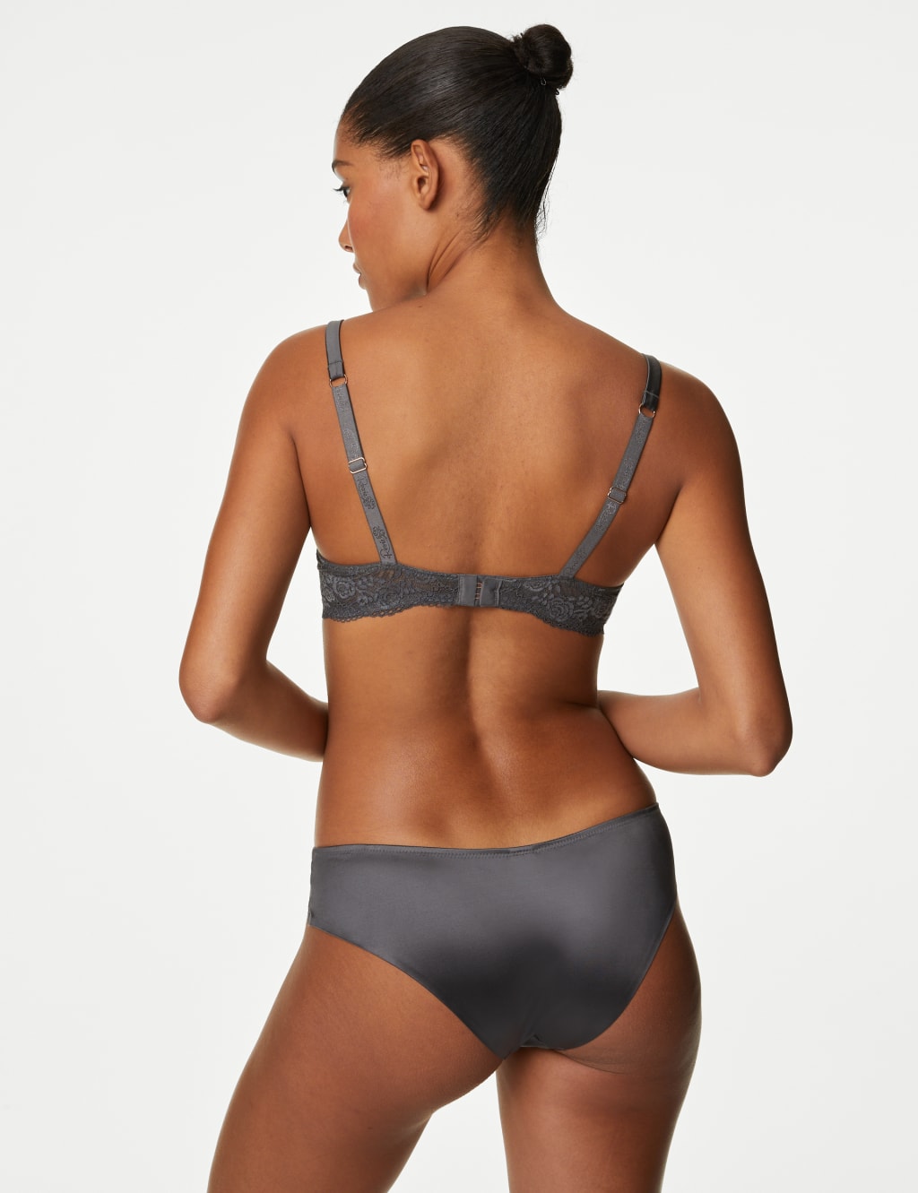 Smoothing Wired Full Cup Bra Set A-E image 6