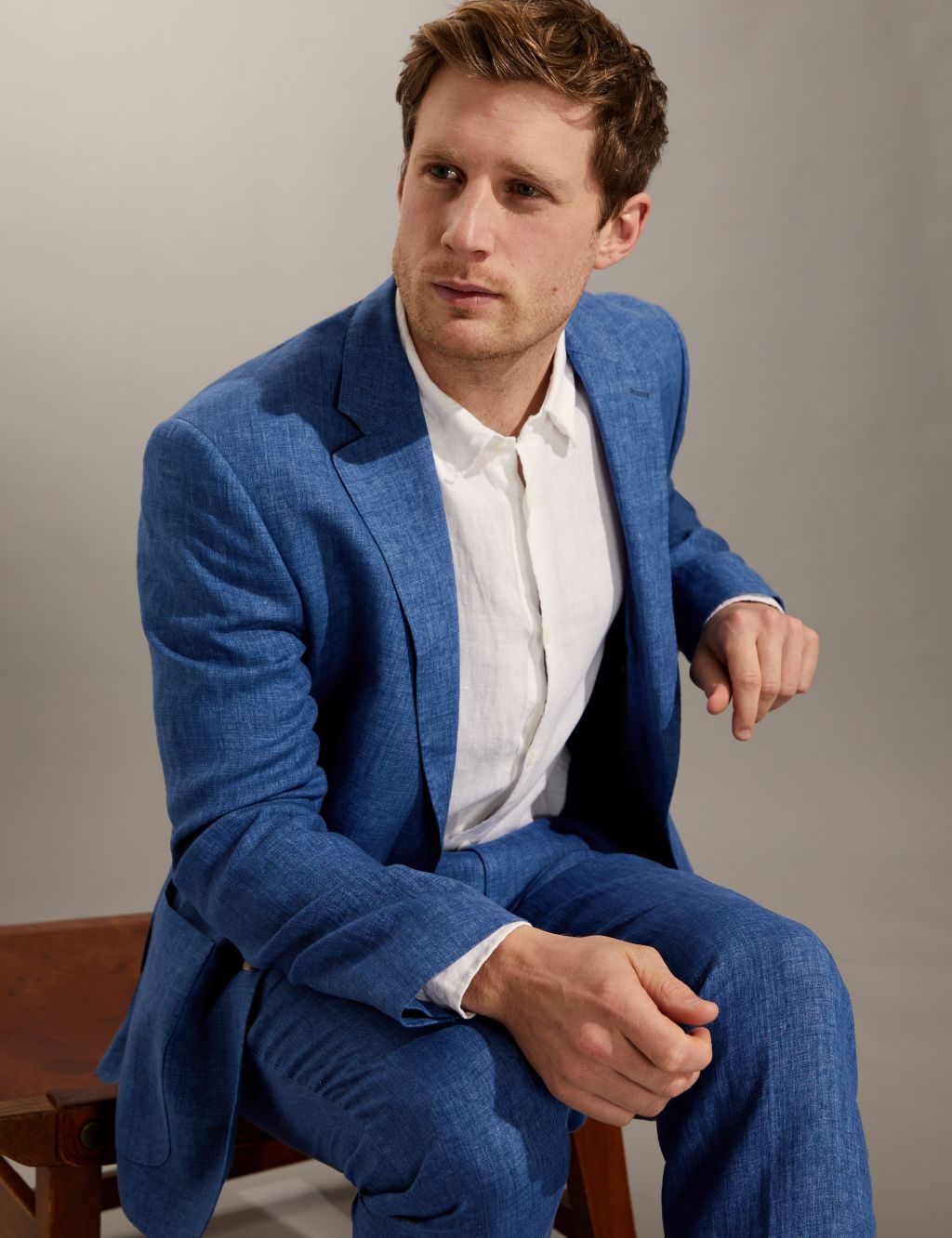 Tailored Fit Pure Linen Suit image 2