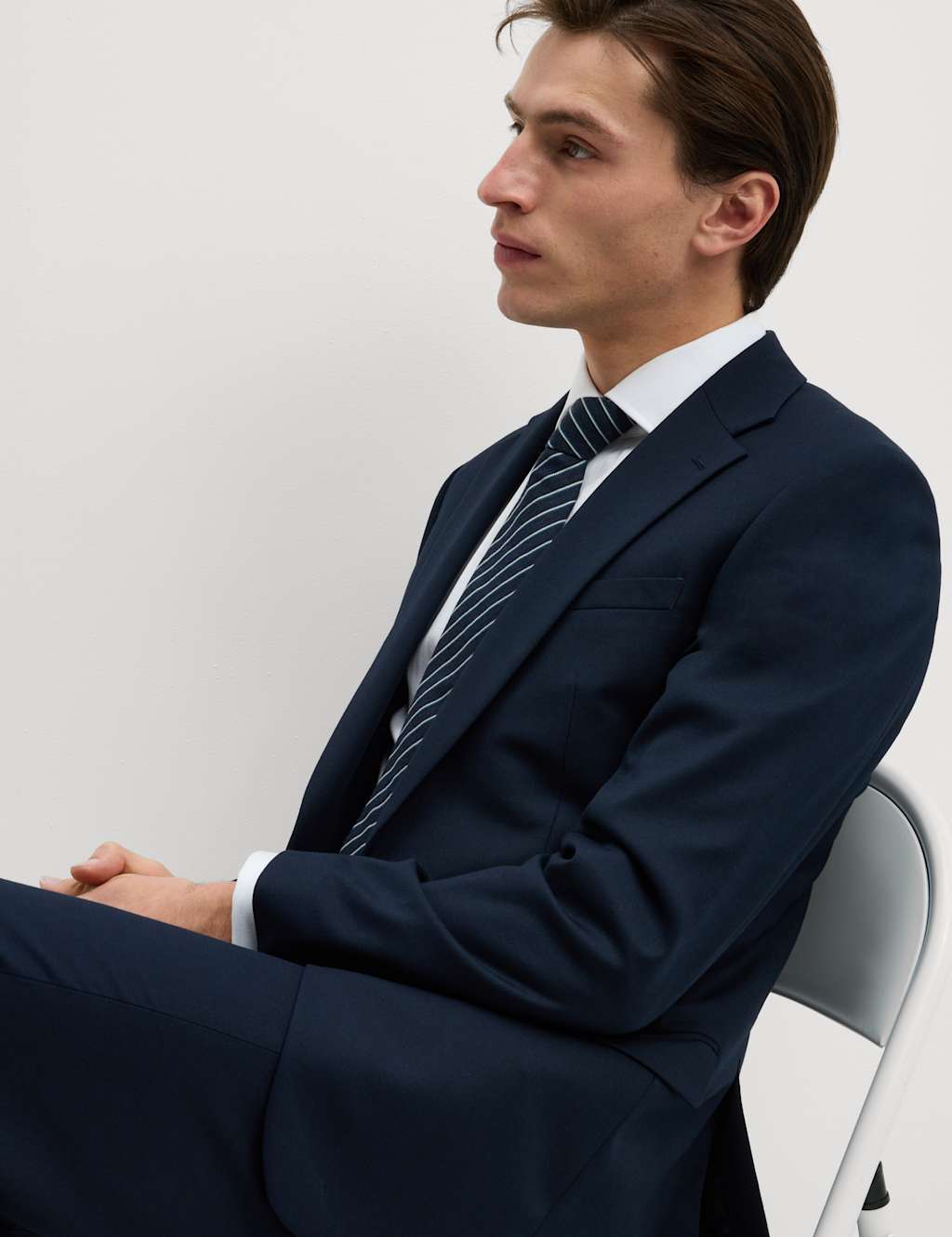 Regular Fit Stretch Suit image 4