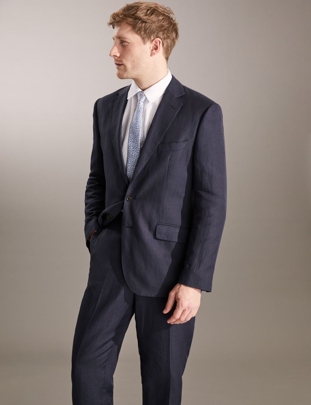 Regular Fit Silk Rich And Linen Suit image 2