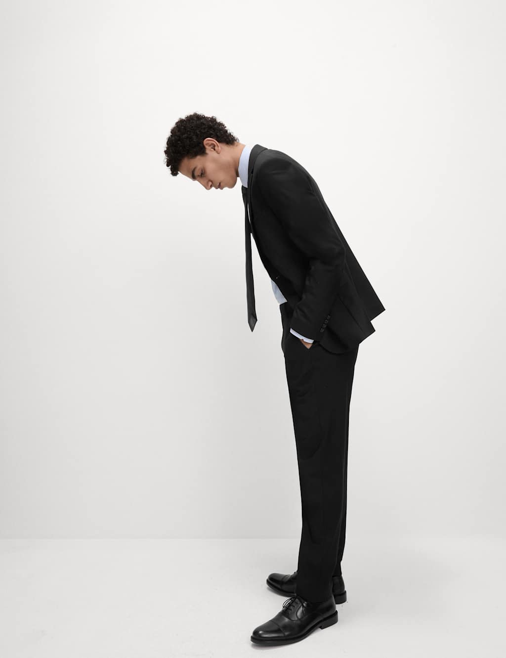 Skinny Fit Stretch Suit image 4