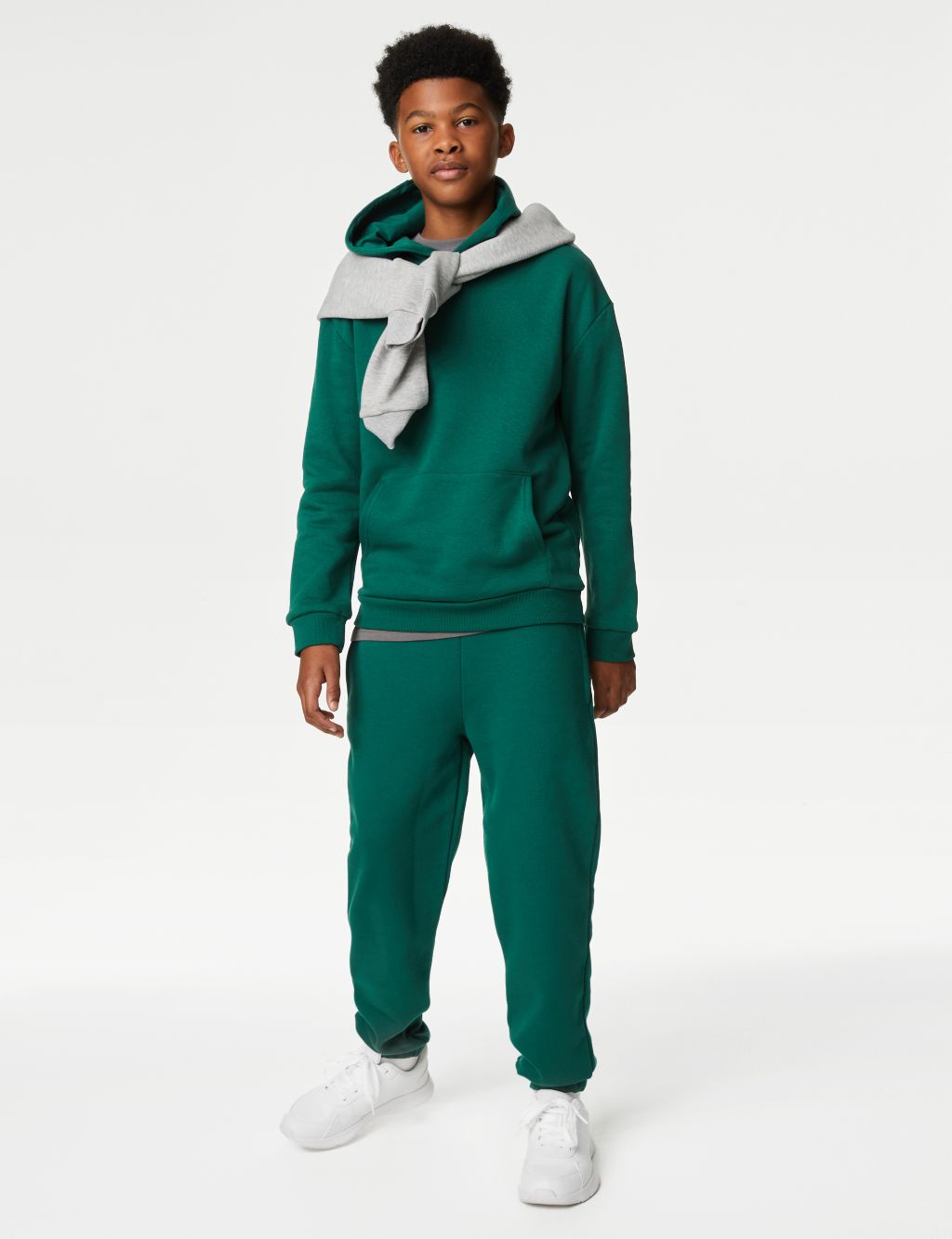 Hoodie & Jogger Outfit image 6