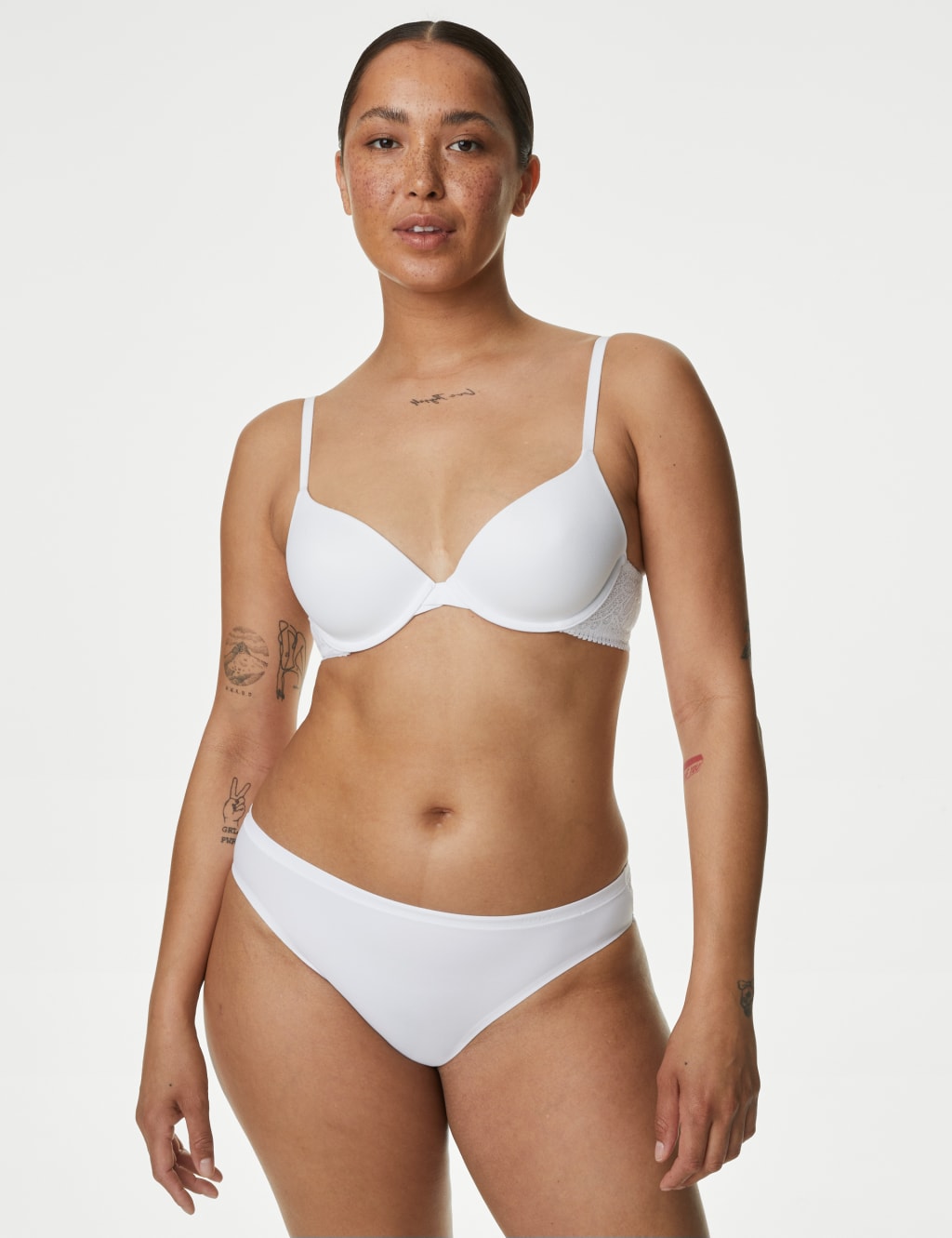 Body Soft™ Wired Plunge Bra Set A-E
