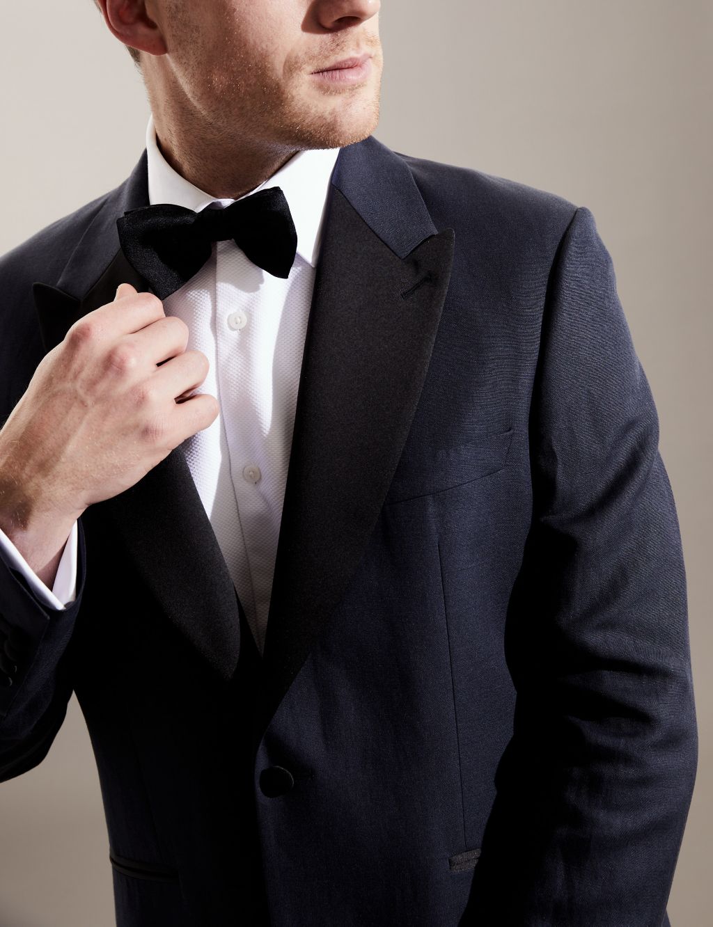 Tailored Silk & Linen Suit image 6