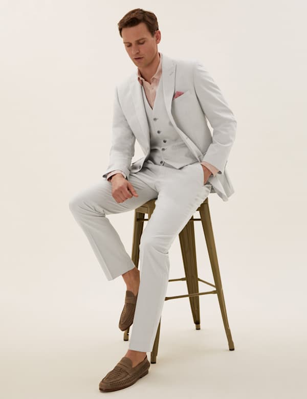 Tailored Fit 3 Piece Suit