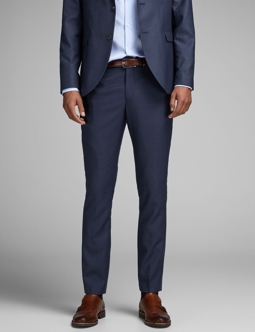 Tailored Fit Suit image 4
