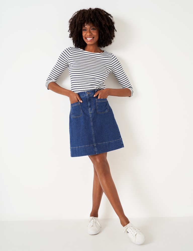 Low Rise Denim Mini Skirt in Elsa Wash