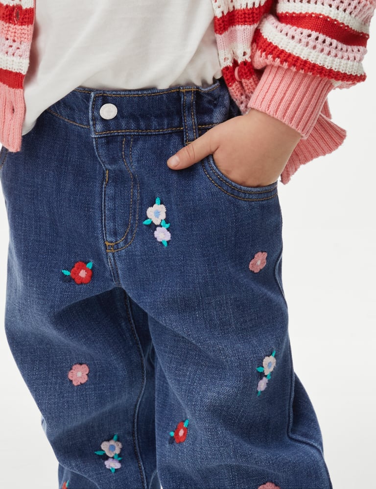 Jeans with embroidered flowers clearance