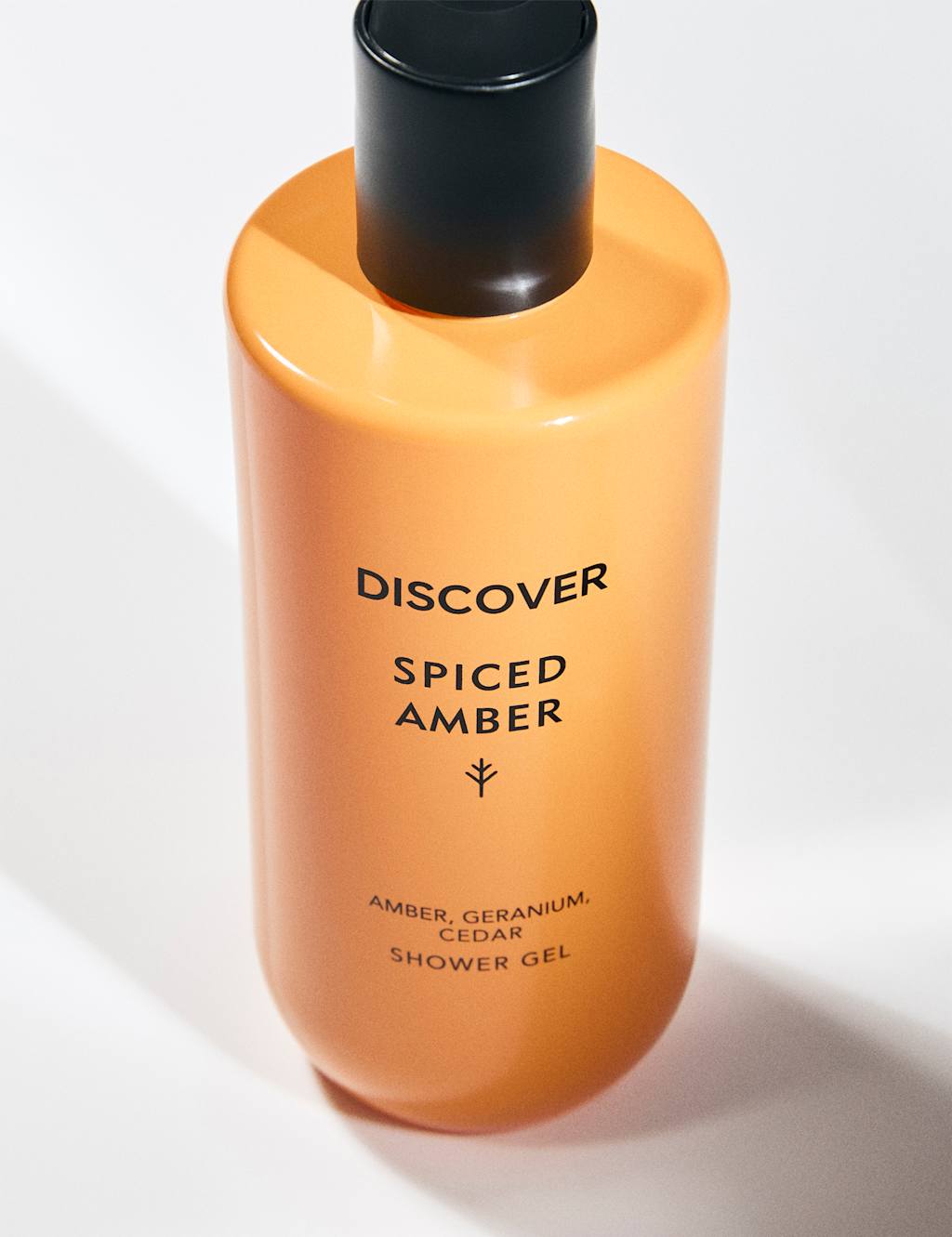 Discover Spiced Amber Shower Gel 300ml Discover M&S