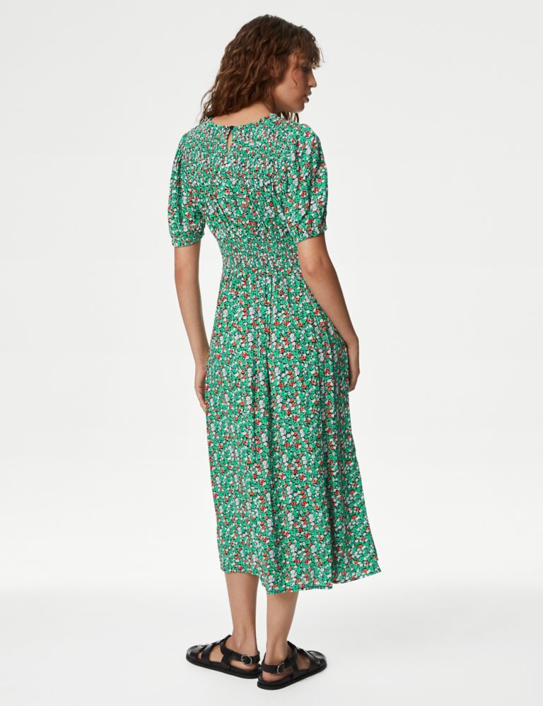 Ditsy Floral Shirred Midi Waisted Dress 4 of 4