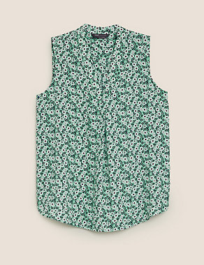 Ditsy Floral V-Neck Sleeveless Shell Top Image 2 of 5