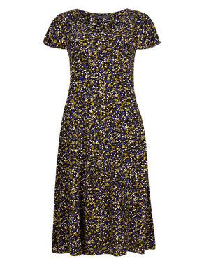 Ditsy Petal Print Tea Dress in Shorter & Longer Lengths Image 2 of 4