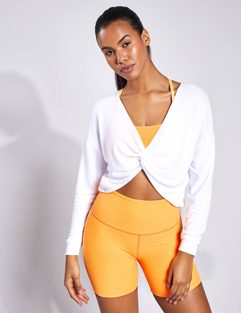 Twist Up V-Neck Twist Front Top, Beyond Yoga