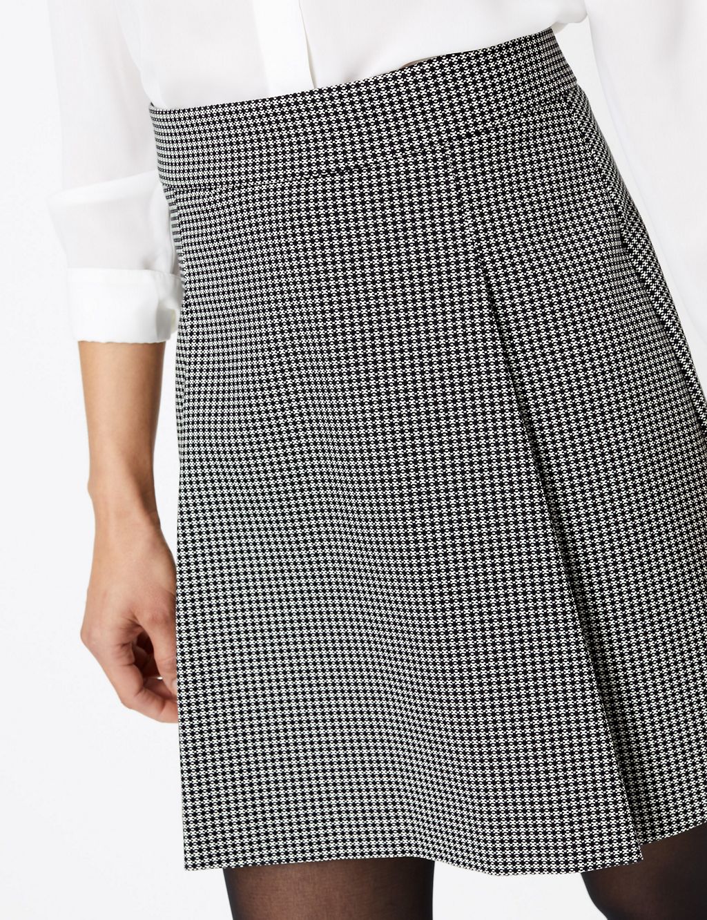 Dogtooth Pleat Front Mini Skirt 4 of 5